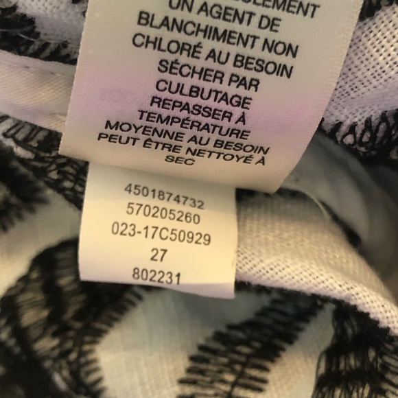 Linen Embroidered Black and White Short Sleeve Jacket zip front size medium - Picture 13 of 14